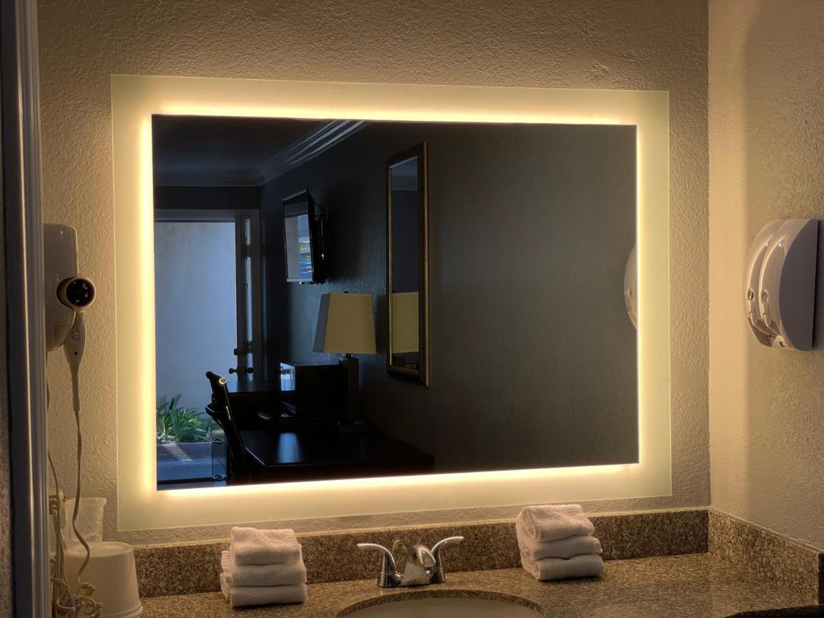 Legacy inn&suites Anaheim Eksteriør bilde