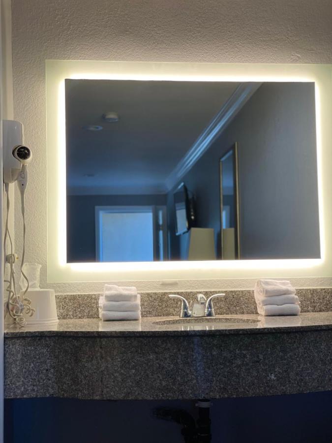 Legacy inn&suites Anaheim Eksteriør bilde
